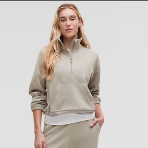 Women's Lululemon Brushed Softstreme Half Zip Sweater - 6